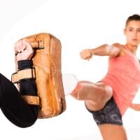 Vorschau: ARTZT Vintage Series Thai Pad aus Rindsleder handveredelt