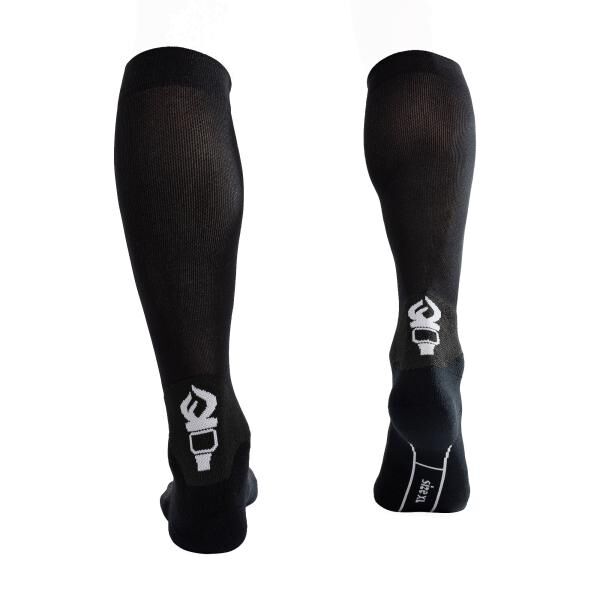 entorch Recovery Socks Unisex. Verbesserte Regeneration, Schutz vor Verletzungen und Robustheit