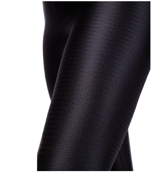 Lipoelastic FLOW leggings schwarz mit sanfter Kompression und Massage Effekt