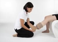 Vorschau: SIGVARIS Doff n' Donner strapazierfähige Anziehhilfe und Ausziehhilfe für Kompressionsstrümpfe