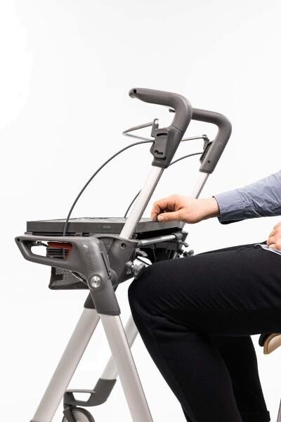 TOPRO Hestia Indoor Rollator, stylisch, platzsparend und zusammenfaltbar, 7 Jahre Garantie