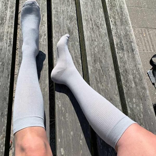 SupCare Bambus-Stützstrumpf Kniestrümpfe "Modern-Compress" KKL 1, in grau oder blau