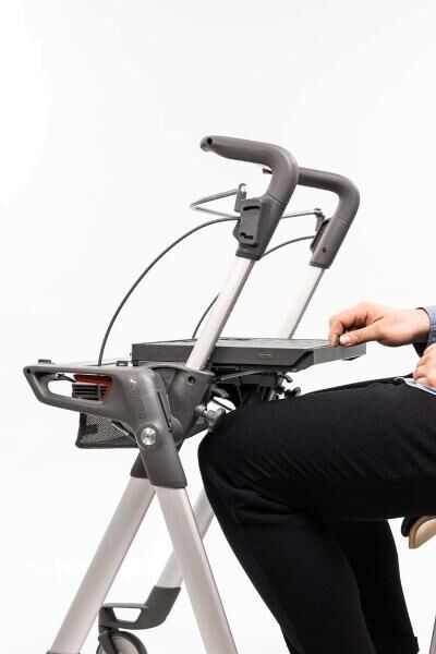 TOPRO Hestia Indoor Rollator, stylisch, platzsparend und zusammenfaltbar, 7 Jahre Garantie