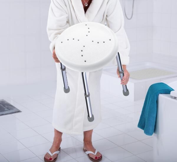 RIDDER Bad-Hocker Go höhenverstellbar in 8 Stufen mit rutschhemmenden Fußstopfen und Sitzfläche