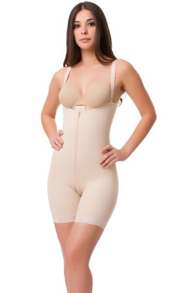 TRICONmed ISAVELA postoperativer Kommpressionsbody nach Gluteusaugmentation