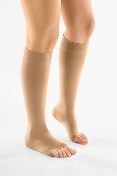 L&R SWISSLASTIC Venosan 7000 Kompressionsstrümpfe nach Thrombosen mit Klimaeffekt in versch. Längen