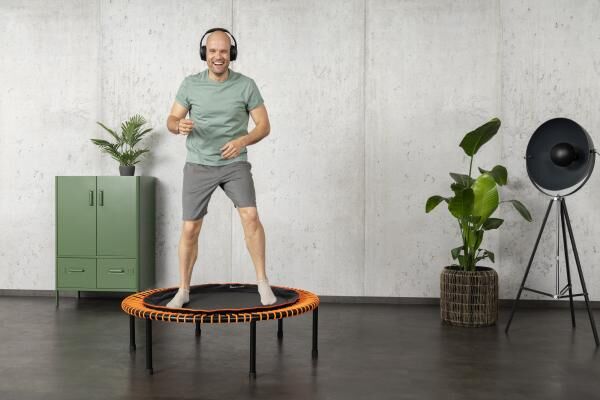 bellicon Trampolin Klassik mit Klappbeinen, 100 cm für Basisübungen, starke Seilringstärke