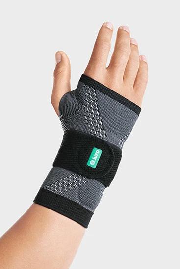 JuzoFlex Manu Xtra atmungsaktive Handgelenkbandage mit Stabilisierungsstab, individuell einstellbar