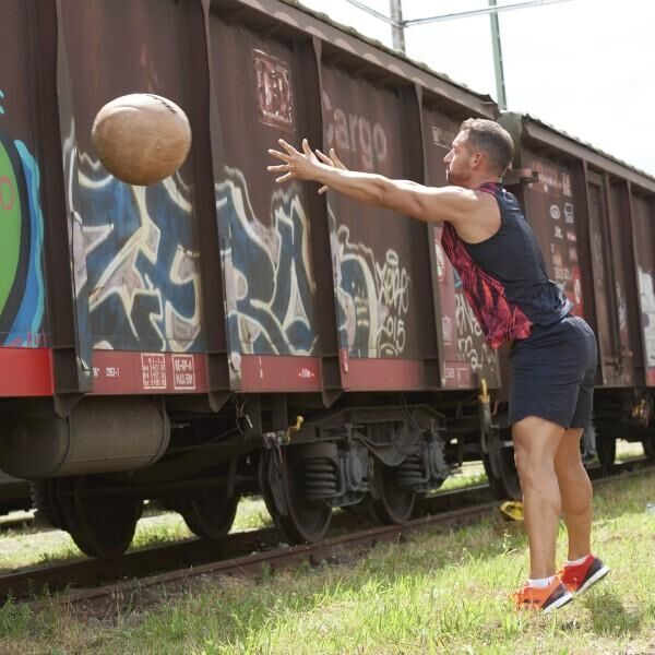 ARTZT Vintage Series Wall Ball aus Rindsleder handveredelt unterschiedliche Gewichte