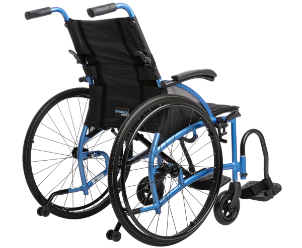 STRONGBACK Mobility FLIP Rollstuhl mit integrierter Rückenstütze und hochklappbaren Armlehnen