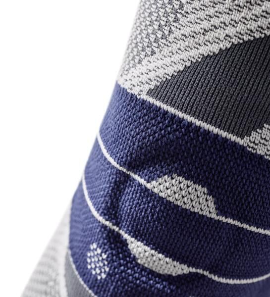 BAUERFEIND GenuTrain P3 stabilisierende Kniebandage bei Beschwerden der Kniescheibe