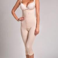 Vorschau: lipoelastic VD Body BBO Variant postoperative Kompressionswäsche mit Hygieneöffnung