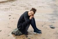 Vorschau: BAUERFEIND VenoTrain Soft S Kompressionsstrümpfe mit Massage-Effekt in verschiedenen Längen