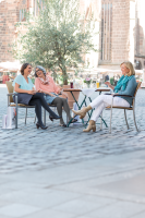 Vorschau: medi mediven plus strapazierfähige Kompressionsstrümpfe, antibakterielle Wirkung und Passgenauigkeit