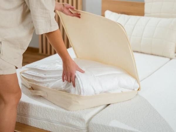 JONA SLEEP Bio Ganzjahres-Bettdecke Tencelfaser für ein optimales Feuchtigkeits- und Temperaturmanag