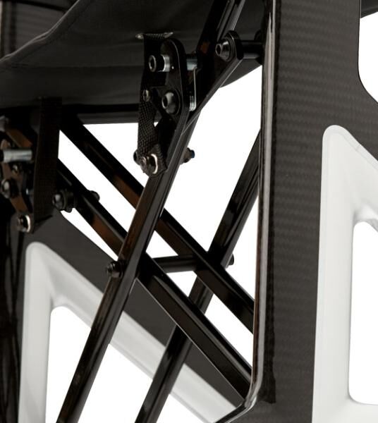 B&B Alevo Carbon Leichtgewichtrollator mit Komfortsitz inkl.Tasche, faltbar