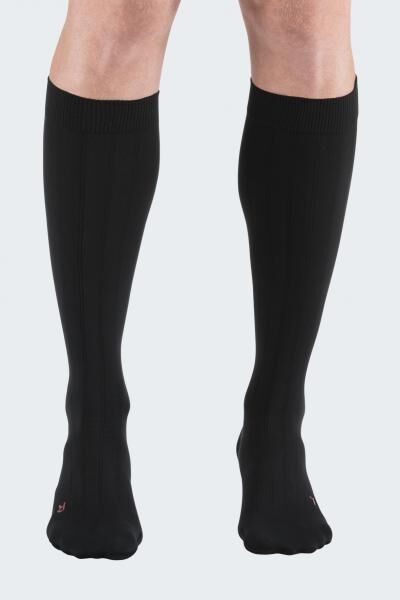 medi mediven for men Herren Kompressions-Kniestrümpfe, antibakteriell und hohe Passgenauigkeit