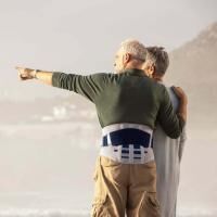 Vorschau: BAUERFEIND LumboLoc Forte Rückenorthese zur verstärkten Stabilisierung der Lendenwirbelsäule