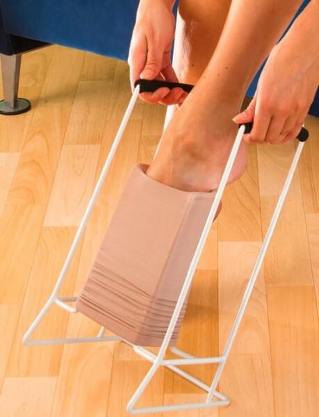 RUSSKA Anziehhilfe für Kompressionsstrümpfe in verschiedenen Ausführungen mit rutschfes