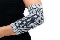 ANTAR Ellenbogenbandage mit Silikonverstärkungen sorgen für eine leichte Kompression am Ellenbogen