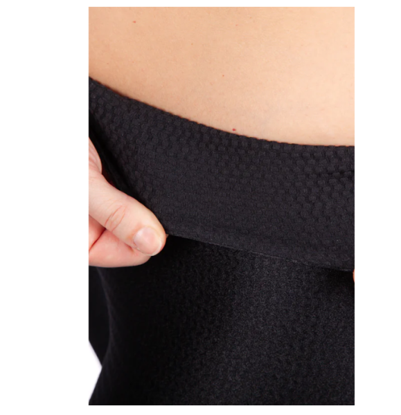 Lipoelastic FLOW leggings schwarz mit sanfter Kompression und Massage Effekt