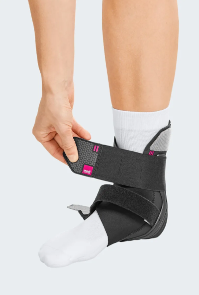 medi Ankle RTS Sprunggelenkbandage zur Stabilisierung des Sprunggelenks