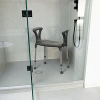 Russka laguna Duschhocker mit Armlehnen, Belastbarkeit 150 kg, weiß o. schwarz