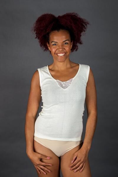 Moser Care Angora Damen Unterhemd naturweiß ohne Arm mit Spitze am Ausschnitt