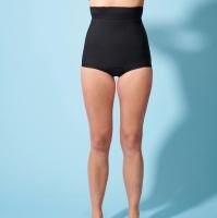 THUASNE CICATREX CONTOUR postoperative kurze Kompressions-Hose KKL2 mit Reißverschluss