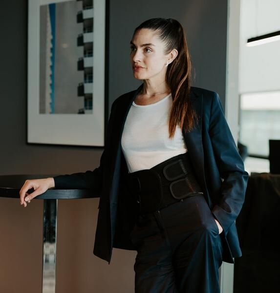 Swedish Posture Flexi Haltungsweste unterstützt und verbessert die Haltung