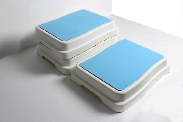 Vital Comfort Trittstufe Badezimmer mit einer Anti Rutsch Oberfläche