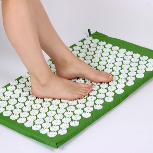 Deel Basics Akkupressurmatte 74 x 43 cm Tiefenmassage und pure Entspannung durch Akupressur