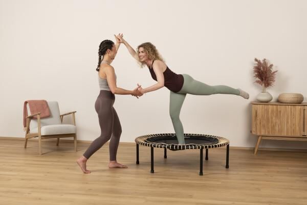 bellicon Trampolin Klassik mit Klappbeinen, 100 cm für Basisübungen, starke Seilringstärke