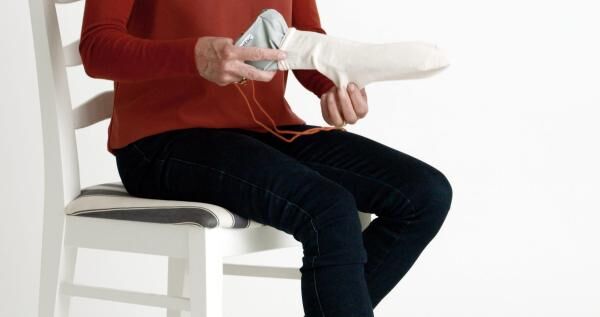 etac Socky Anziehhilfe Nylon für kurze oder lange Kompressionsstrümpfe u. Socken