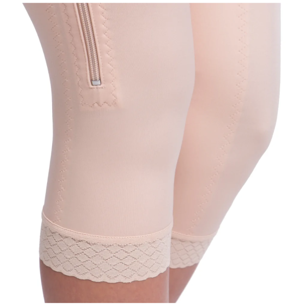 lipoelastic VD Special Comfort postoperatives Kompressionsmieder m. Hygieneöffnung u. Reißverschluss