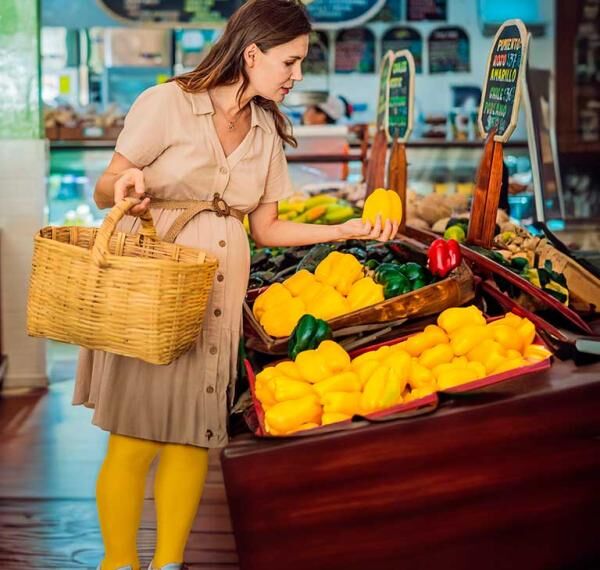 COMPRESSANA Kompressionsstrümpfe Diamonds in den Trendfarben 2024