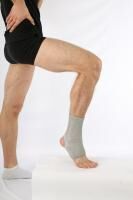 ANTAR Sprunggelenkbandage aus Bambusfasern bietet leichte Kompression u. Wärme