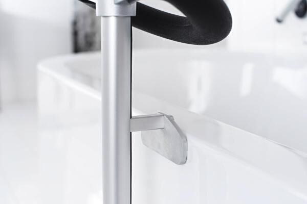 RIDDER Badewannen-Einstiegshilfe Zac mit rutschhemmenden und ergonomisch gestalteten Griffen