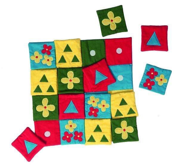 suprima Demenz Spielzeug Memory Decke mit 16 Feldern