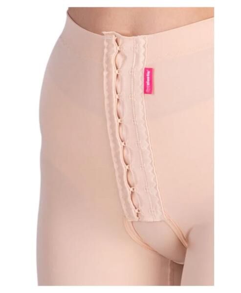 lipoelastic TB Variant postoperative Kompressionswäsche mit Hygieneöffnung u. Hakenverschluss