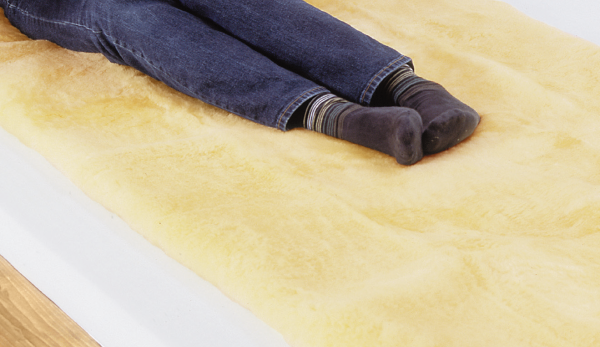 MORITZ REHA-HILFEN Anti-Dekubitus-Bettauflage 30 mm Schurhöhe mit eingefasstem Rand