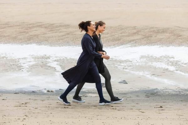 BAUERFEIND VenoTrain Soft S Kompressionsstrümpfe mit Massage-Effekt in verschiedenen Längen