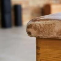 Vorschau: ARTZT Vintage Series Sprungkasten PLUS aus Nadelholz und Rindsleder 70 x 50 x 40 cm