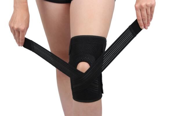 Vital Comfort Knie Aktiv Set aus Kniebandage und Gelenk- und Muskelspray