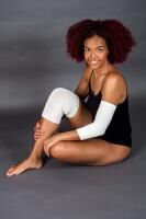 Vorschau: Moser Care Angora Gelenkwärmer (Paar) für Knie oder Ellbogen aus 30% Angora, naturweiß ohne Nähte