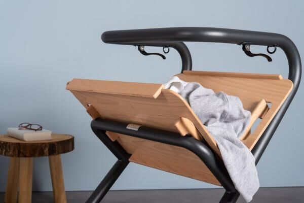 SALJOL Wohnraumrollator Tablett Echtholz, dunkel, 20 kg Tragfähigkeit