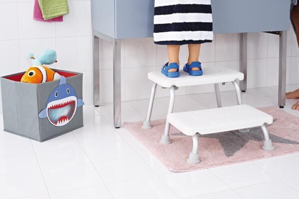 RIDDER Zweistufenschemel Sam, weiß, PE / Aluminium, Belastbarkeit 150 kg