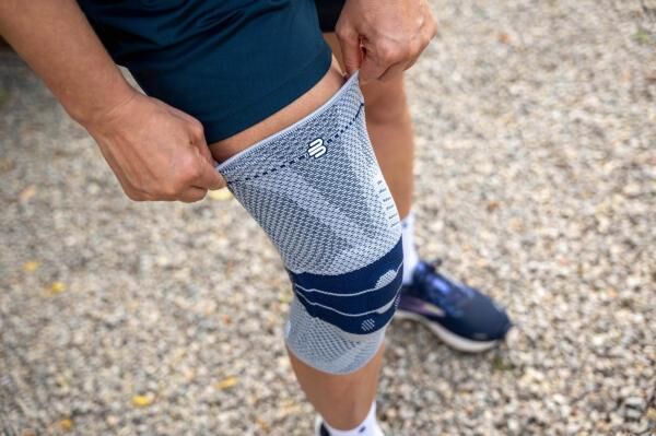 BAUERFEIND GenuTrain A3 Kniebandage zur Entlastung und Stabilisierung bei Kniearthrose