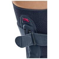 Vorschau: medi Genumedi pro Knieorthese mit 3D-Pelotte zur physiologischen Führung des Kniegelenks