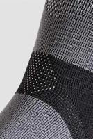 Vorschau: JuzoFlex Achill Xtra Achillessehnenbandage aus kompressiven Gestrick mit geformter Silikoneinlage